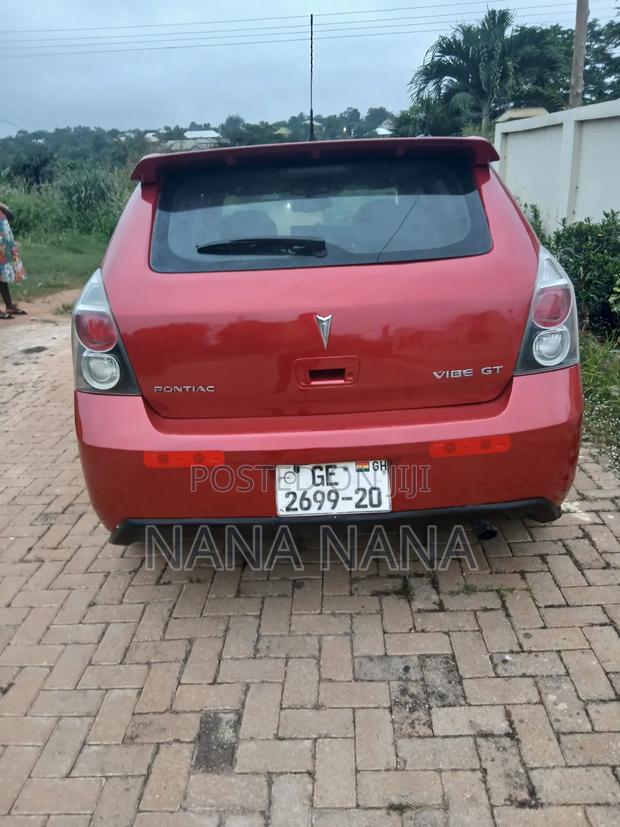 Pontiac Vibe 2010 Red