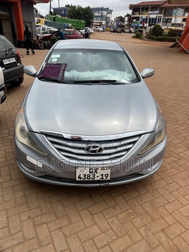 Hyundai Sonata 2012 Blue