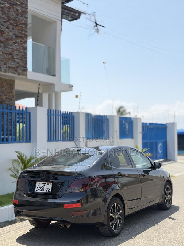Hyundai Accent GLS 2013 Black