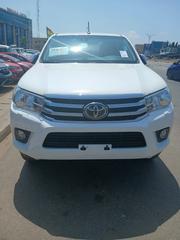 Toyota Hilux 2018 White for sale