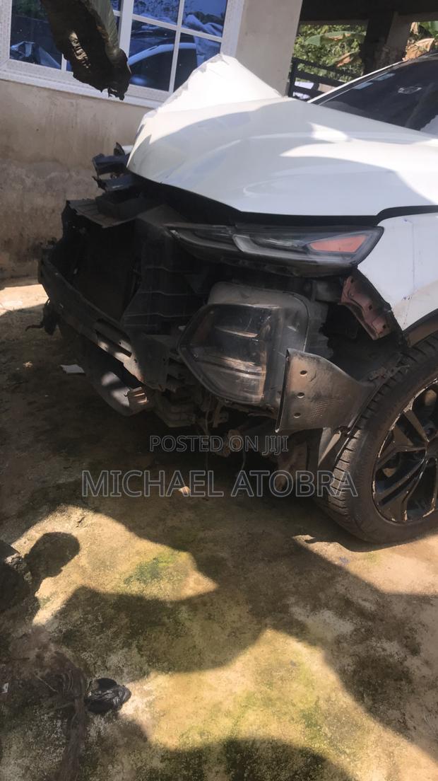 Hyundai Santa Fe Limited 2.4 FWD 2019 White