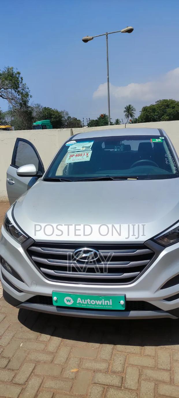 Hyundai Tucson 2016 Silver