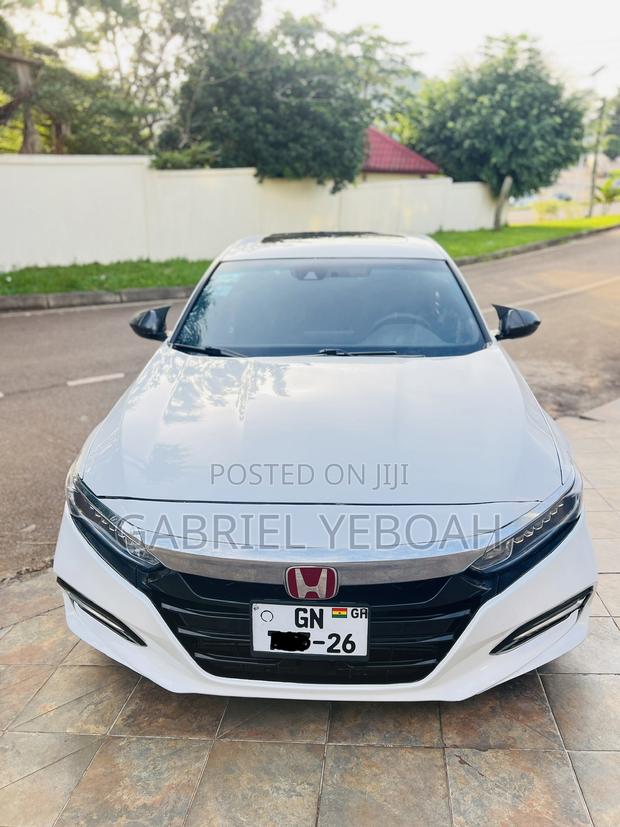 Honda Accord 2018 Pearl