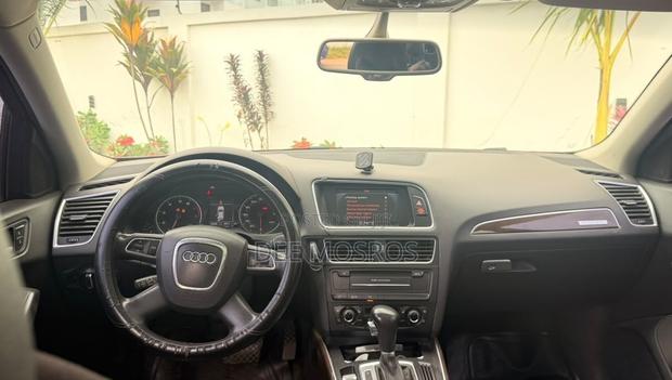 Audi Q5 2.0T Premium quattro 4dr SUV AWD (2.0L 4cyl Turbo 8A) 2014