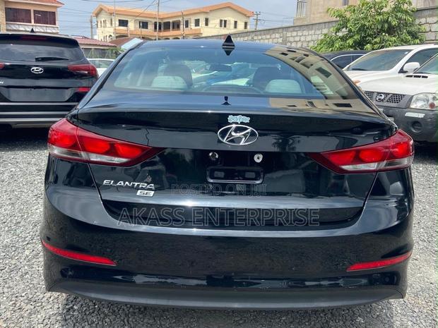 Hyundai Elantra SE 2018 Black