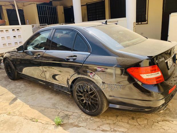 Mercedes-Benz C300 2009 Black