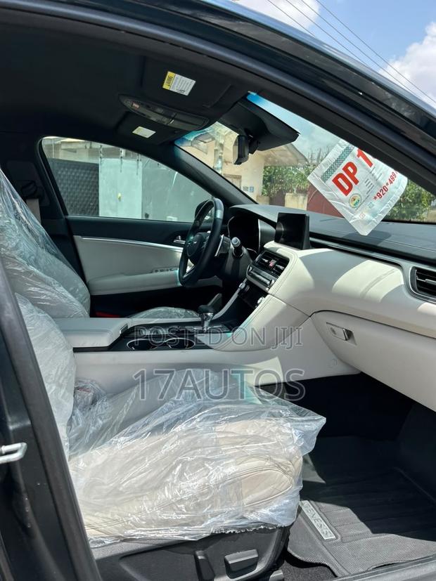 New Genesis G70 2024 Black