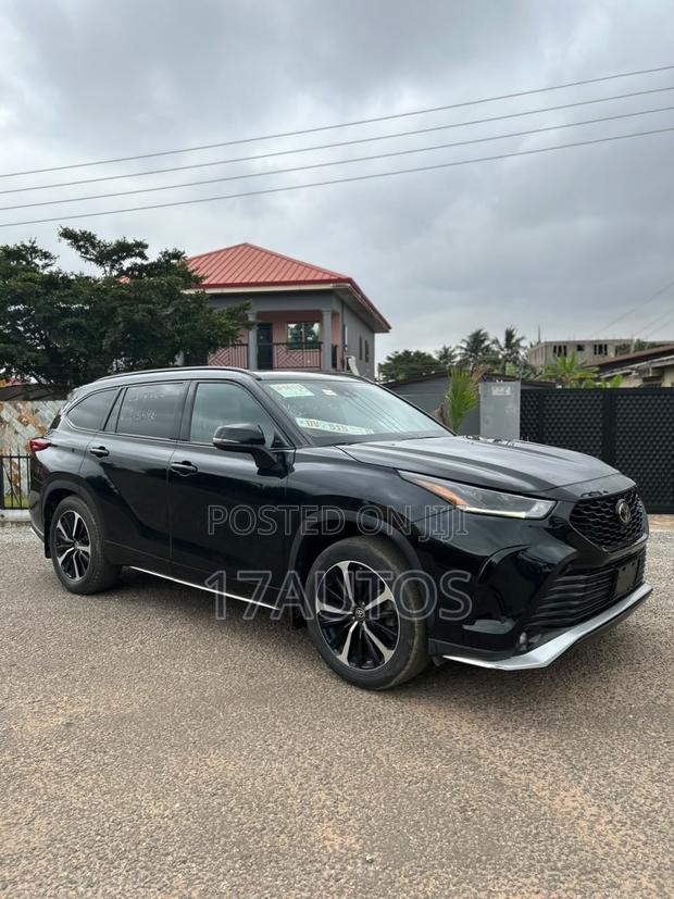 Toyota Highlander L 2022 Black