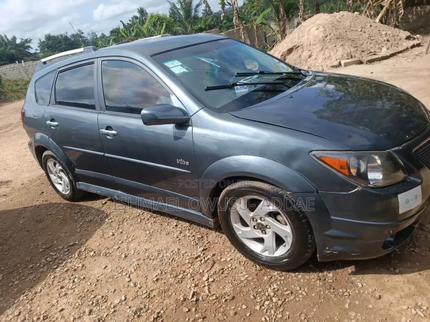 Pontiac Vibe 2007 Gray