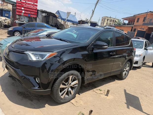 Toyota RAV4 2017 Black