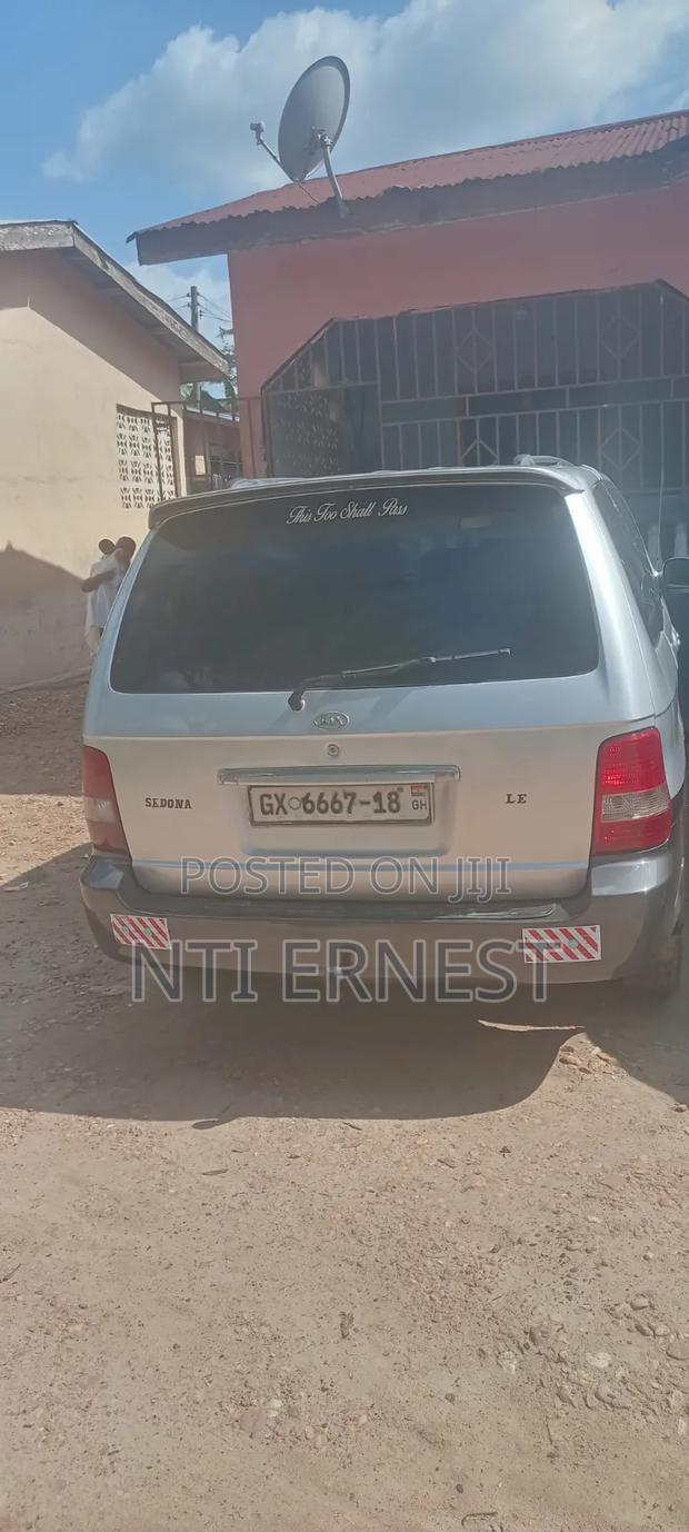 Kia Sedona 2015 Gray