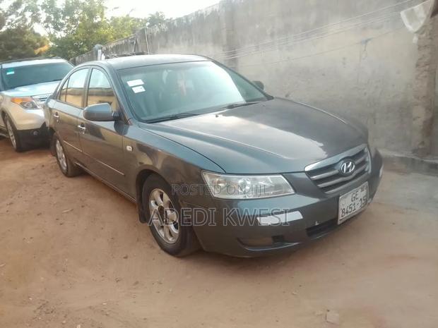 Hyundai Sonata 2010 Black