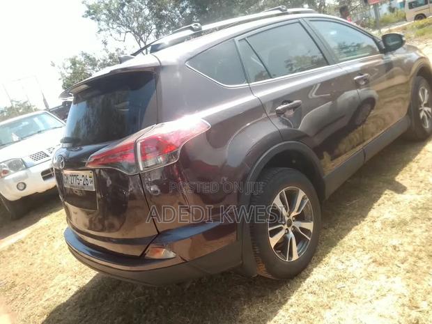 Toyota RAV4 2015 Red