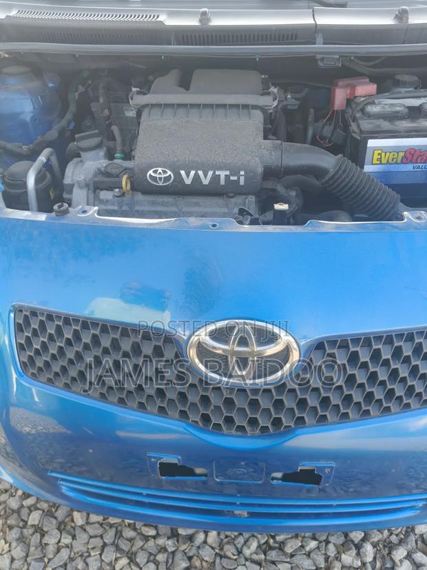 Toyota Yaris 2009 Blue