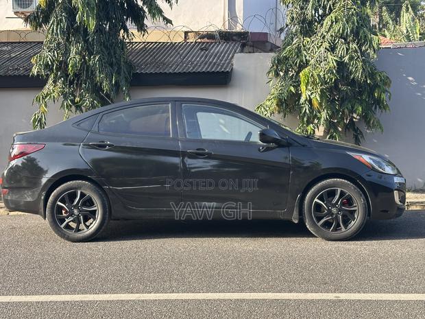Hyundai Accent GLS 2013 Black