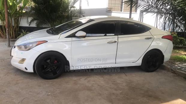 Hyundai Elantra 2013 White