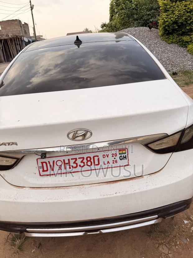 Hyundai Sonata GLS Sedan FWD (2.4L 4cyl 6A) 2012 White