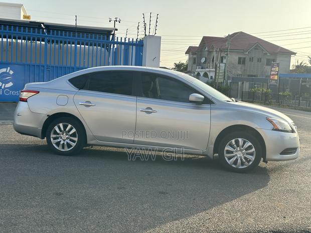 Nissan Sentra SL 4dr Sedan (1.8L 4cyl CVT) 2015 Gray