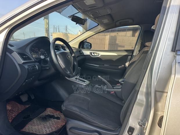 Nissan Sentra SL 4dr Sedan (1.8L 4cyl CVT) 2015 Gray