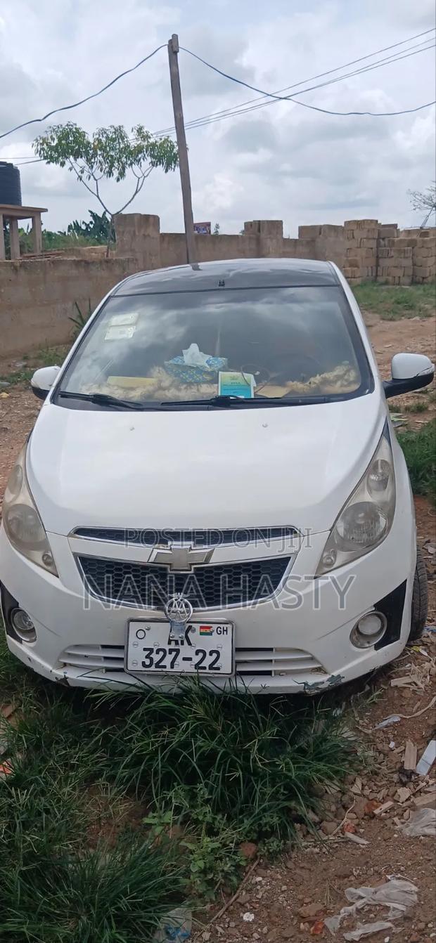 Chevrolet Spark 2014 White