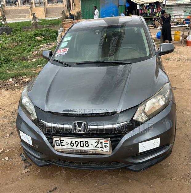 Honda HR-V 4dr SUV (1.5L 4cyl CVT) 2016 Gray