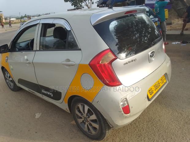 Kia Morning 2012 Off white