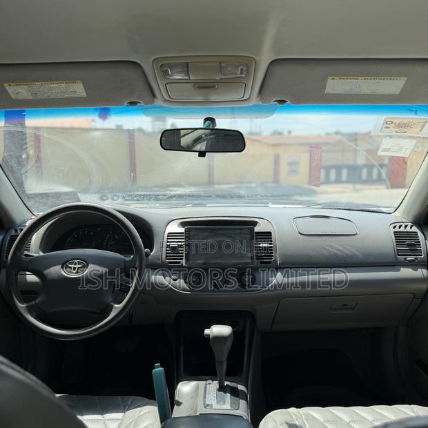 Toyota Camry XLE 4dr Sedan (2.4L 4cyl 5A) 2006 White