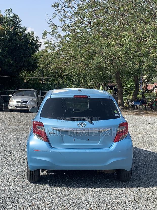 Toyota Vitz 2014 Blue