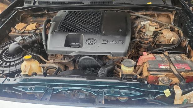 Toyota Hilux 2.5 D-4D 4X4 SRX 2010 Green