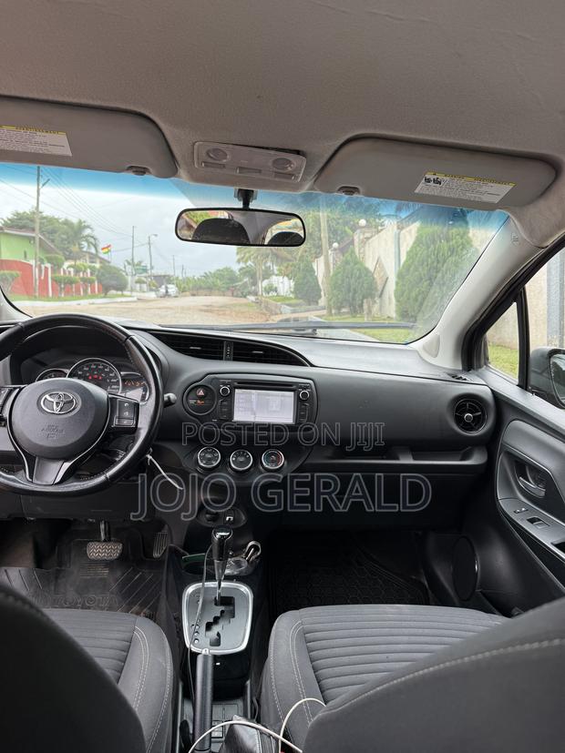 Toyota Yaris 2018 Burgundy
