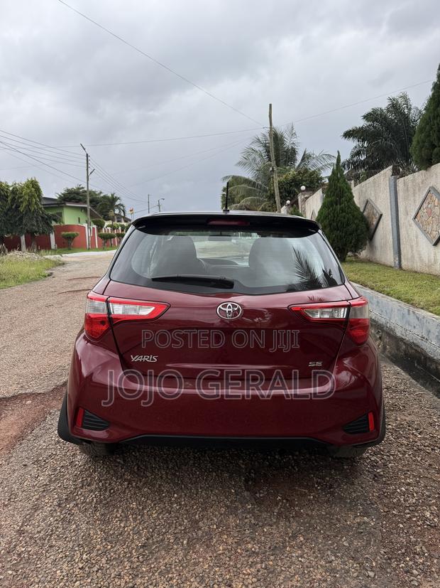 Toyota Yaris 2018 Burgundy
