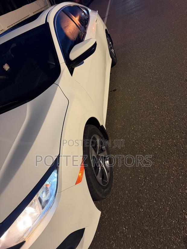 Honda Civic EX 4dr Sedan (2.0L 4cyl) 2017 White