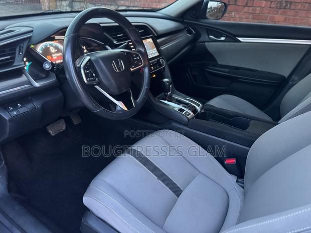 Honda Civic EX Sedan 2020 Gray