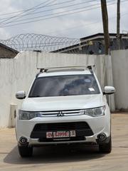 Mitsubishi Outlander 2016 White for sale