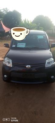 Toyota Sienta 1.5 AWD 2014 Maroon for sale
