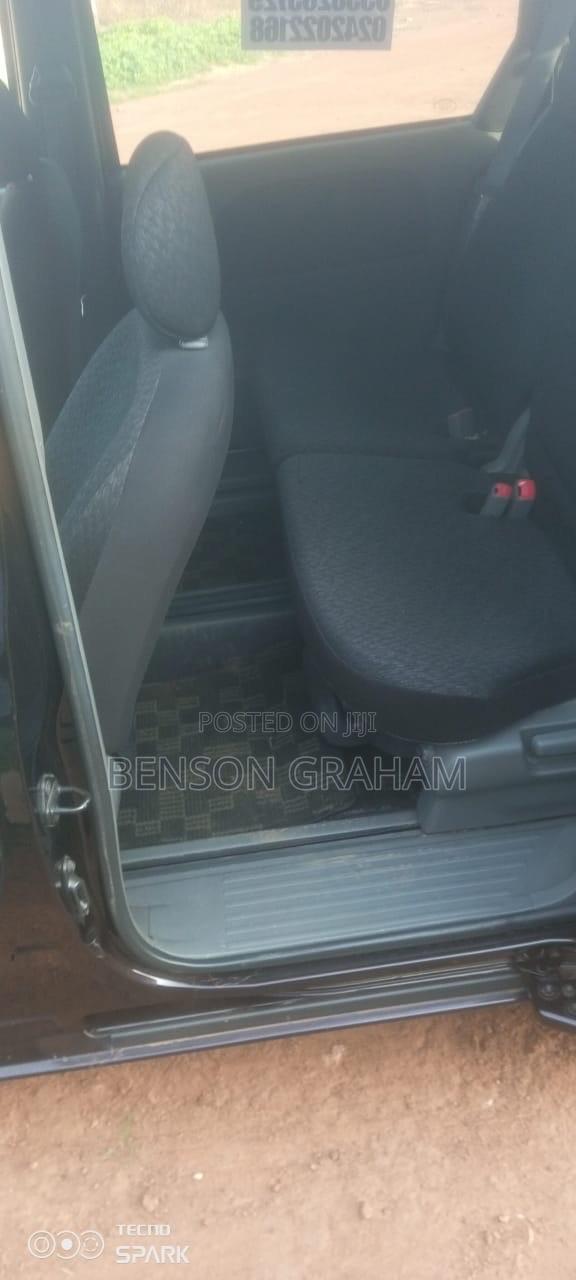 Toyota Sienta 1.5 AWD 2014 Maroon