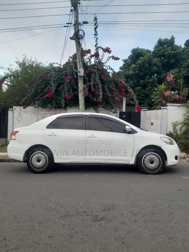Toyota Belta 2010 White