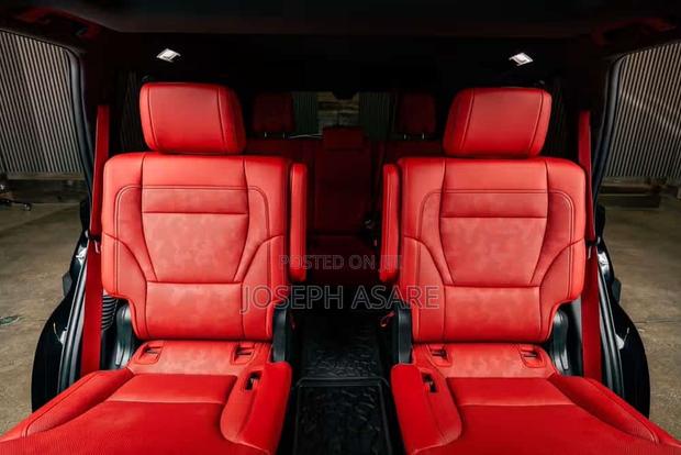 Toyota Sequoia TRD PRO 4WD 2025 Black