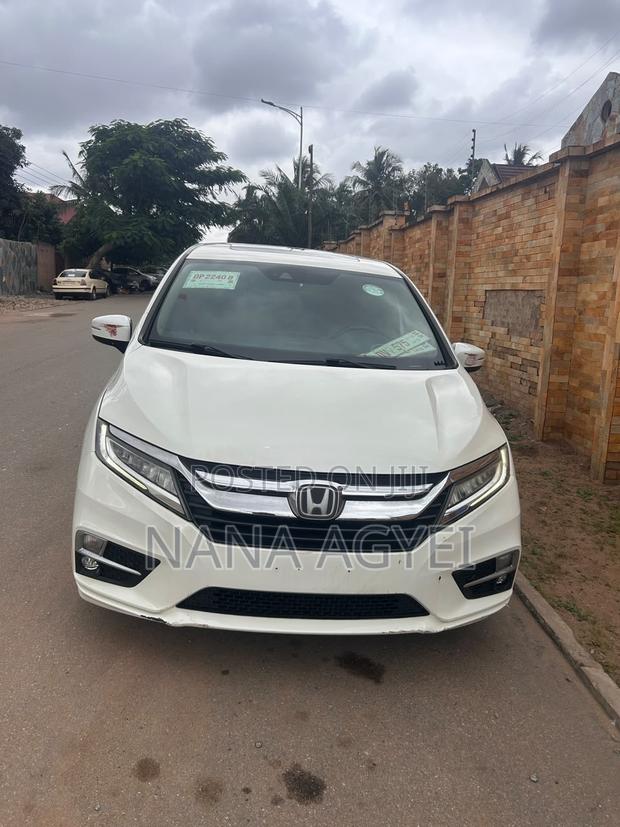 Honda Odyssey 2.4 G 2WD (7 seater) 2019 White