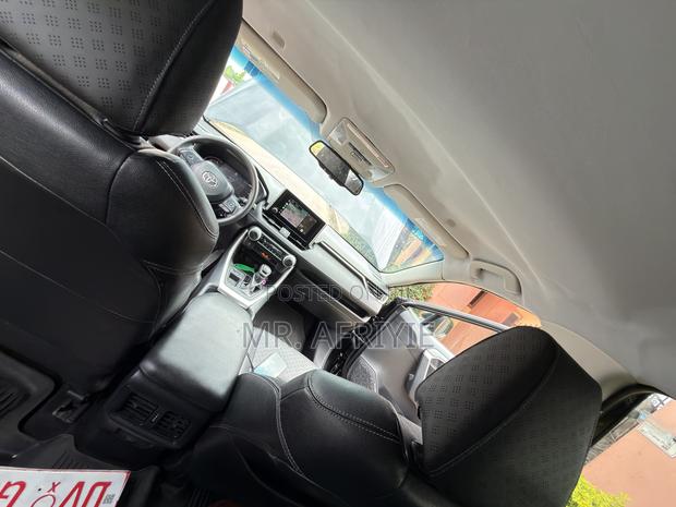 Toyota RAV4 LE AWD 2023 Black