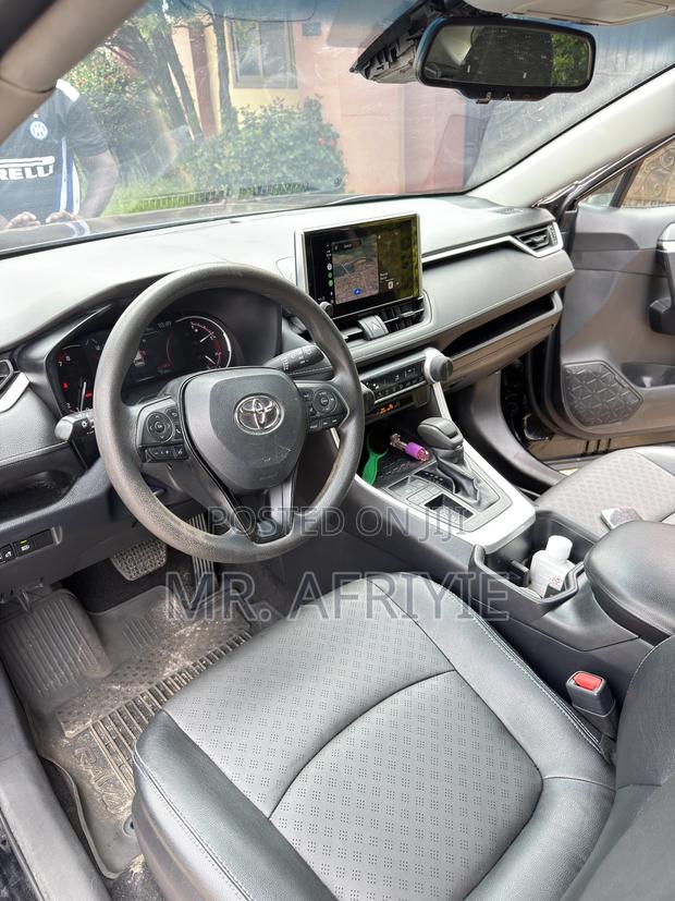 Toyota RAV4 LE AWD 2023 Black