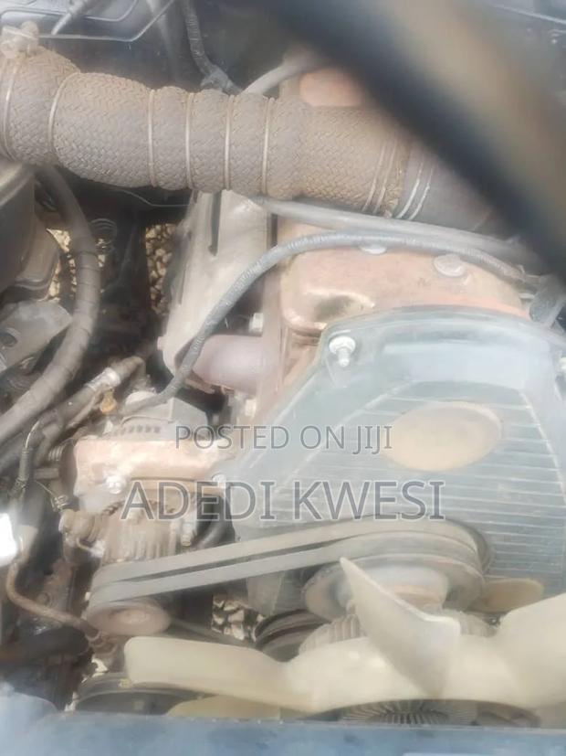 Toyota Hilux 2009 Gray