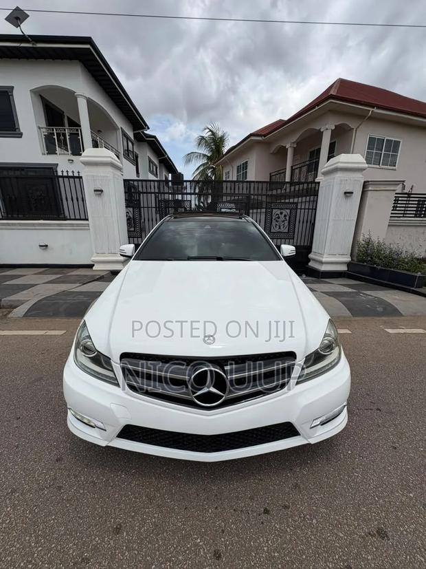 Mercedes-Benz C250 2014 White