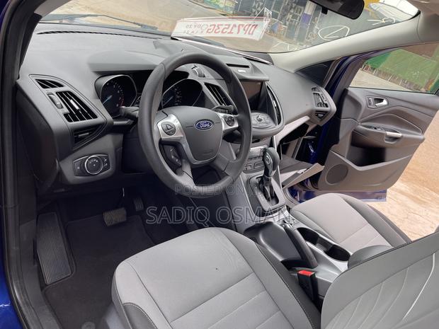 Ford Escape SE 4dr SUV (1.6L 4cyl Turbo 6A) 2015 Blue