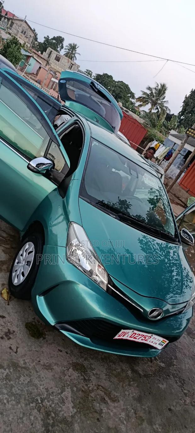 Toyota Vitz 2015 Green