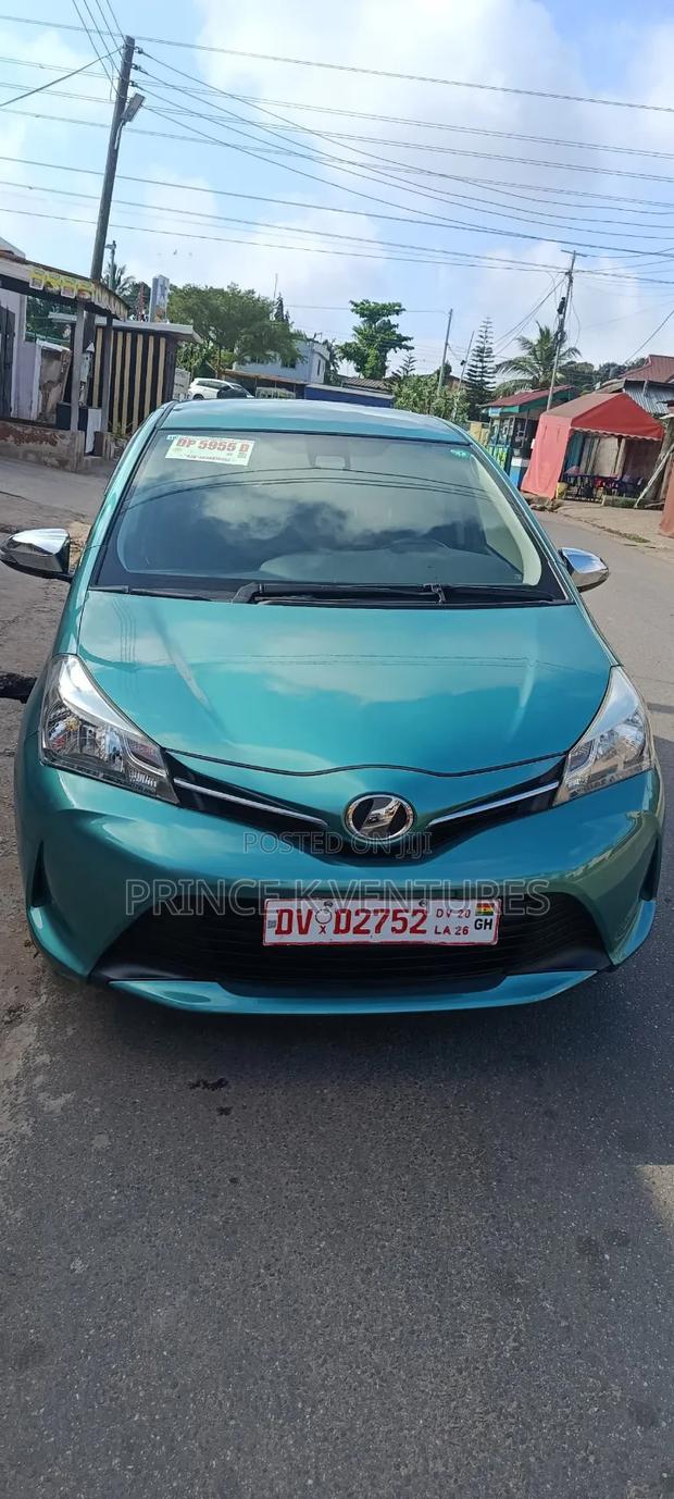 Toyota Vitz 2015 Green