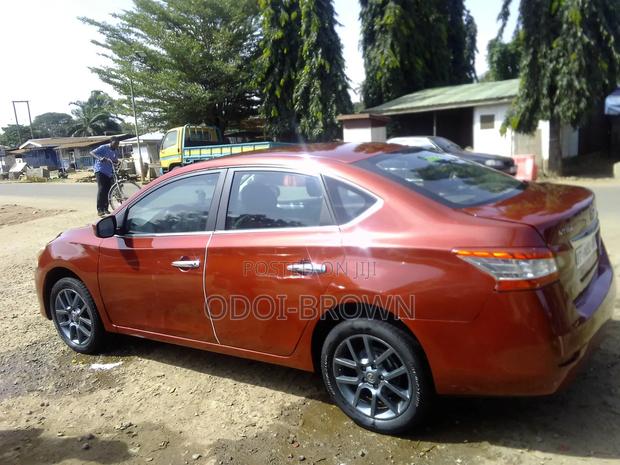Nissan Sentra 2014 Red