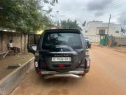 Mitsubishi Pajero 2017 Gray for sale