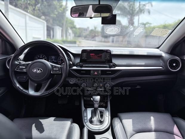 Kia K3 2018 Gray