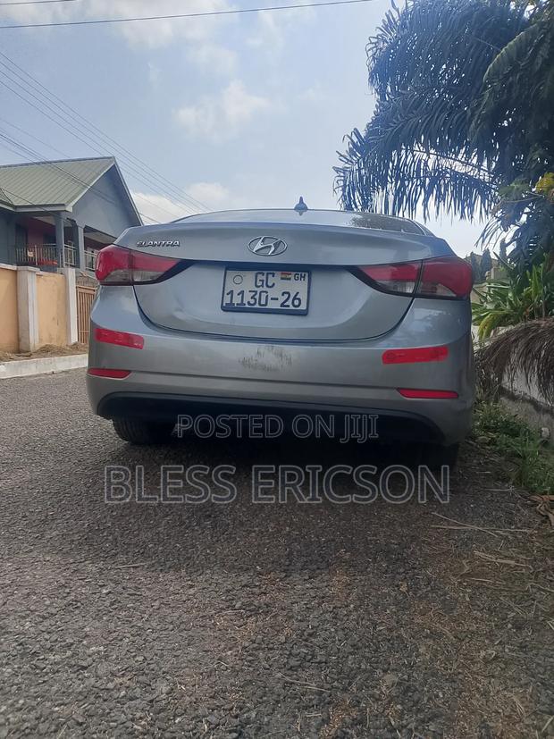 Hyundai Elantra 2015 Gray